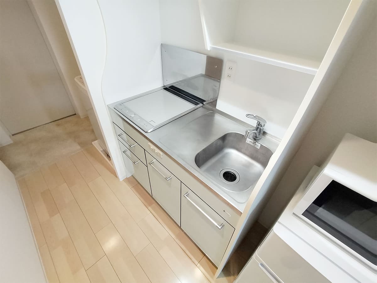 Room image 8