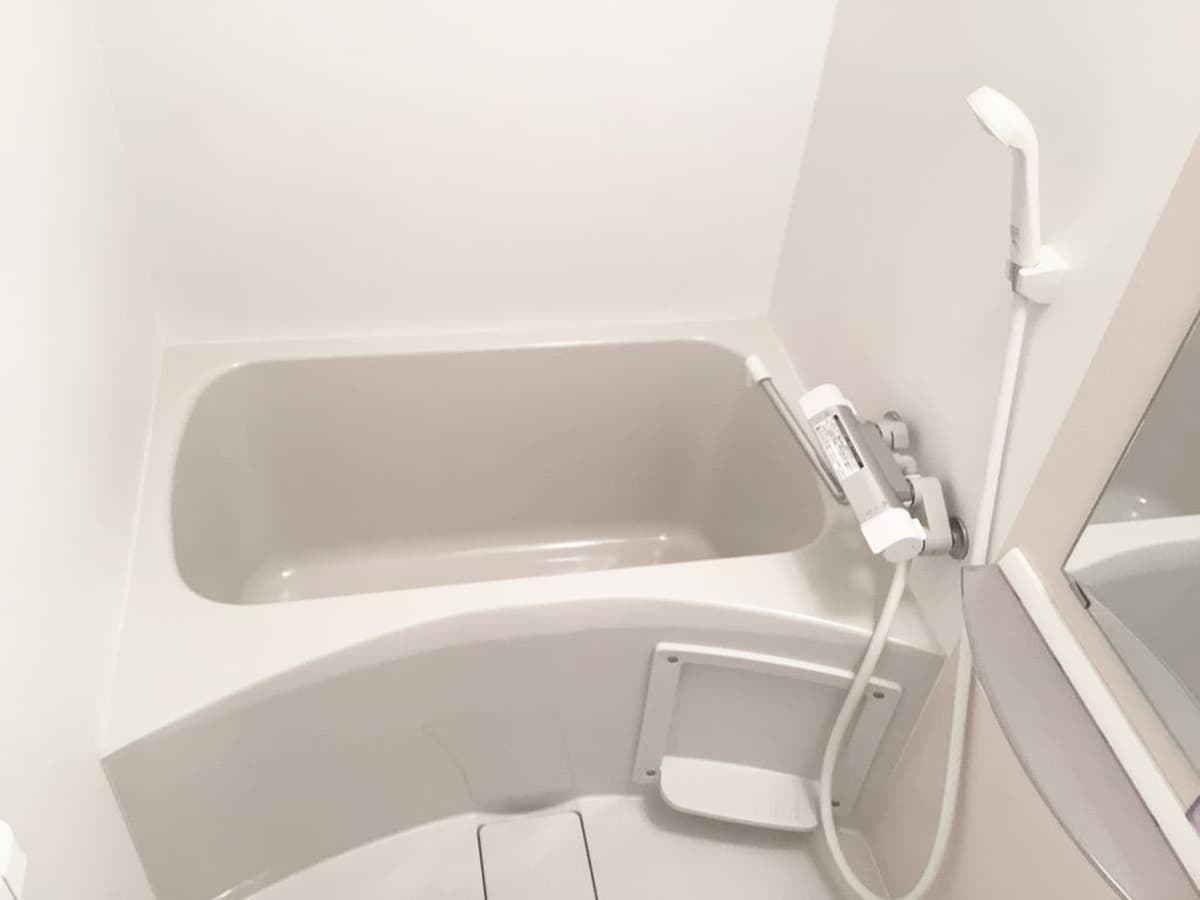 Room image 12