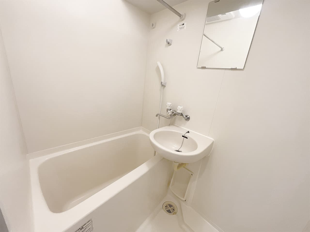 Room image 15