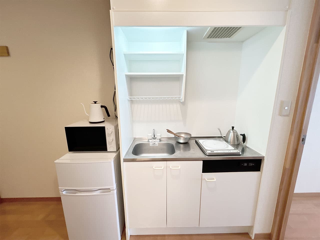 Room image 13