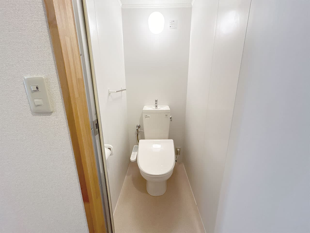 Room image 16
