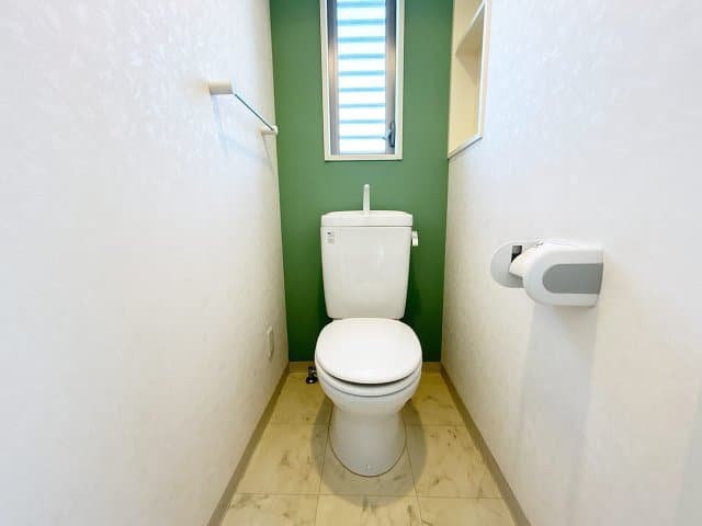 Room image 15