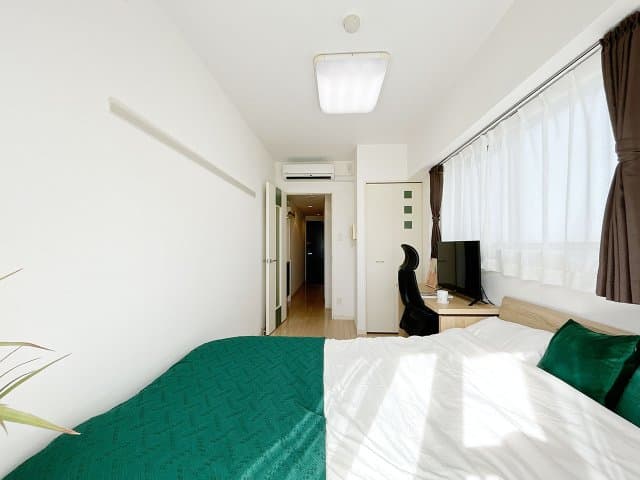 Room image 8