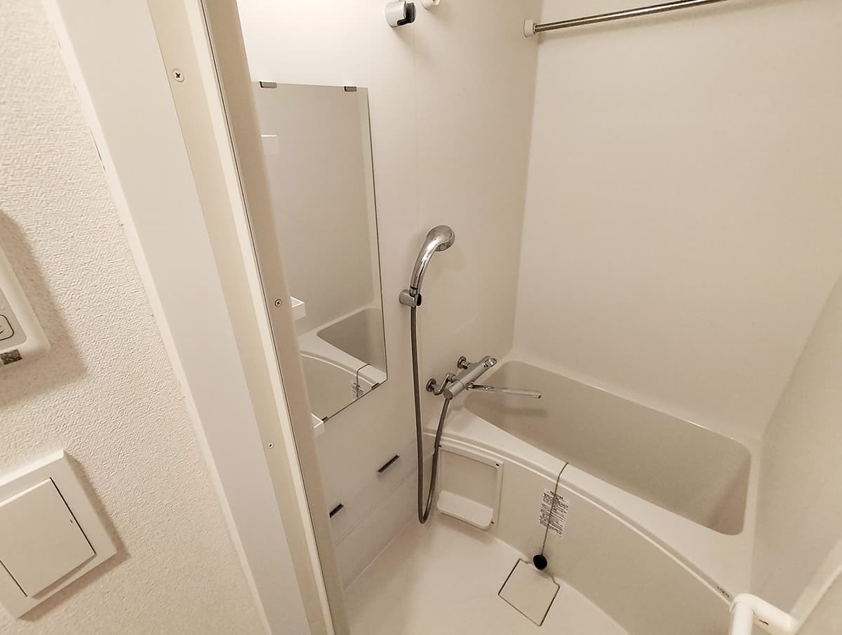 Room image 10