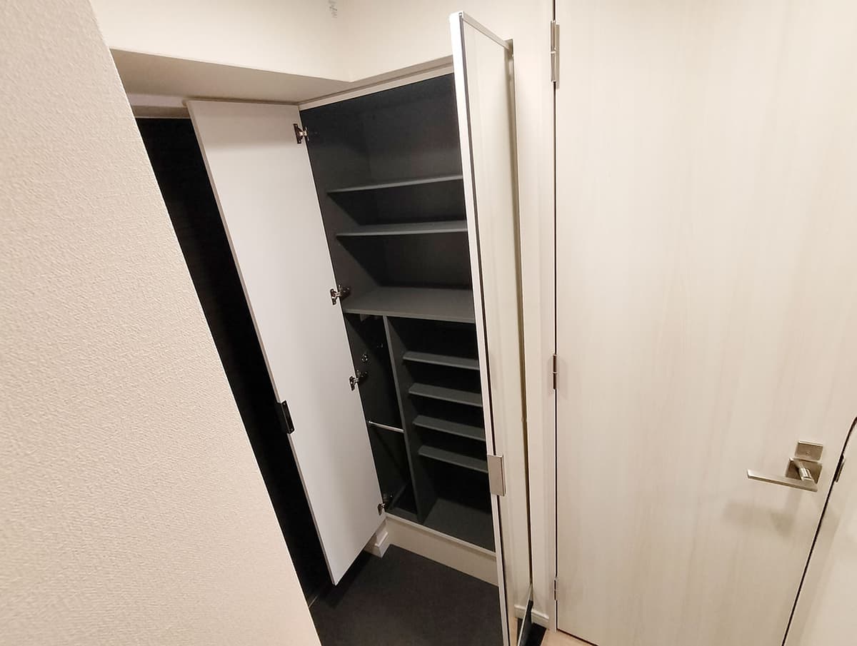 Room image 15