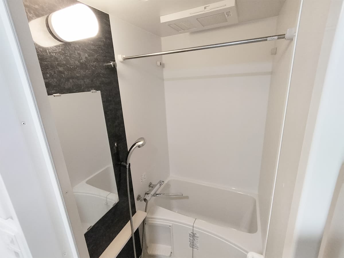 Room image 11