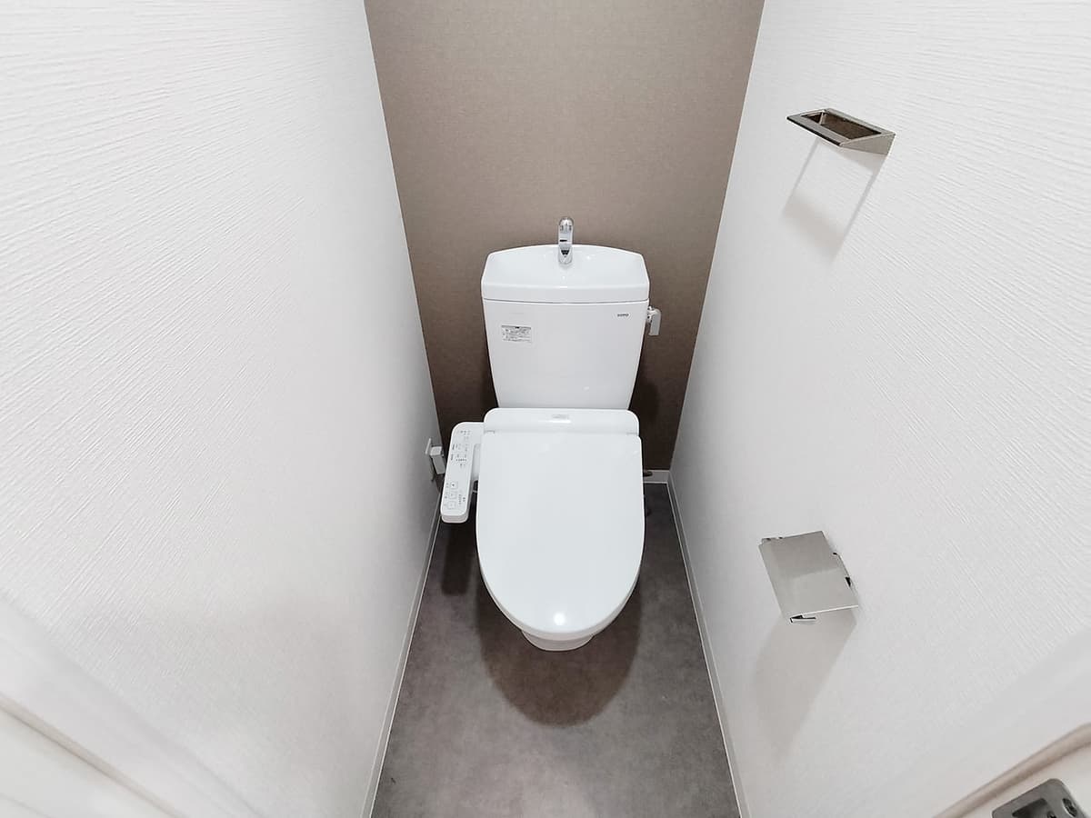 Room image 12
