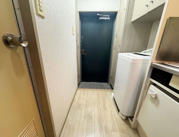 Room image 14