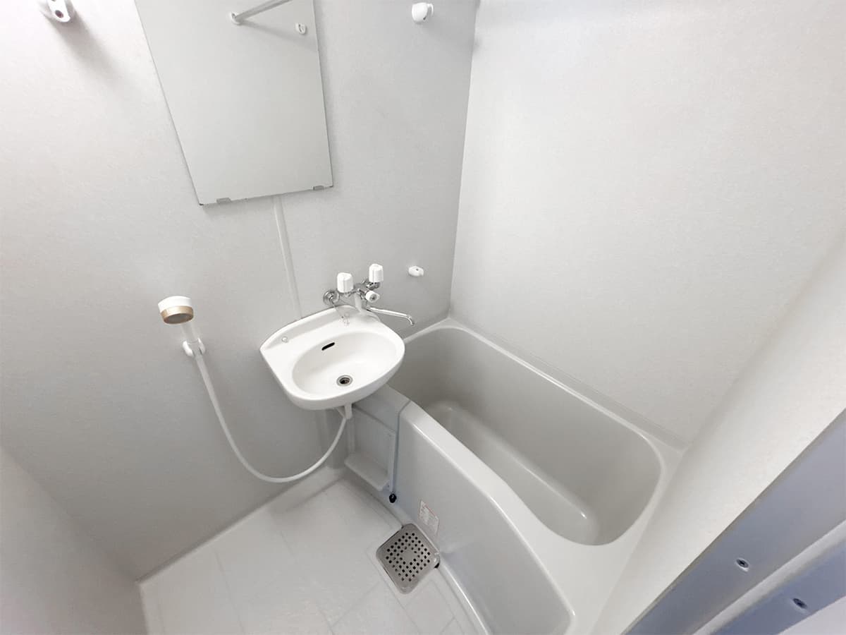 Room image 15