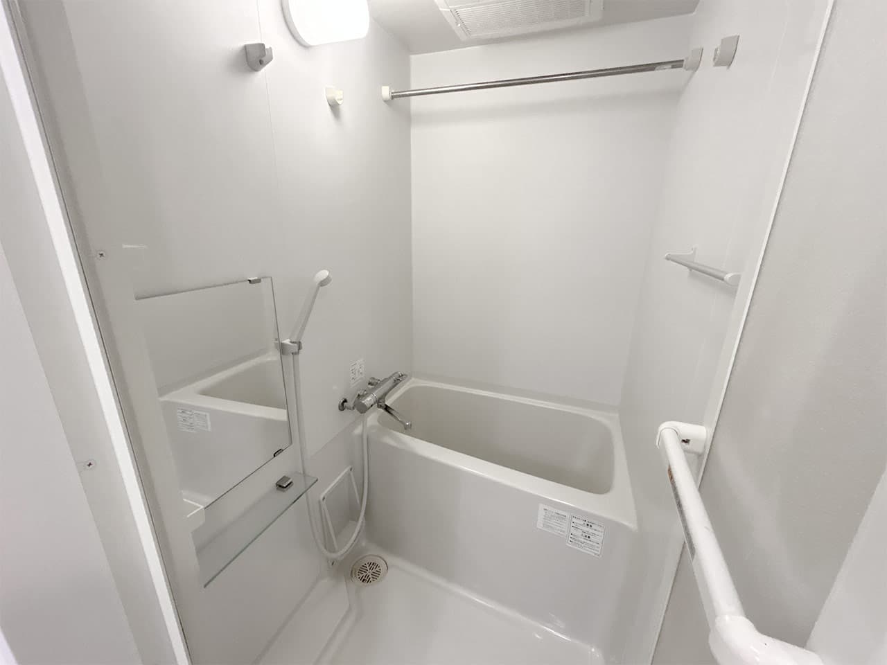 Room image 15