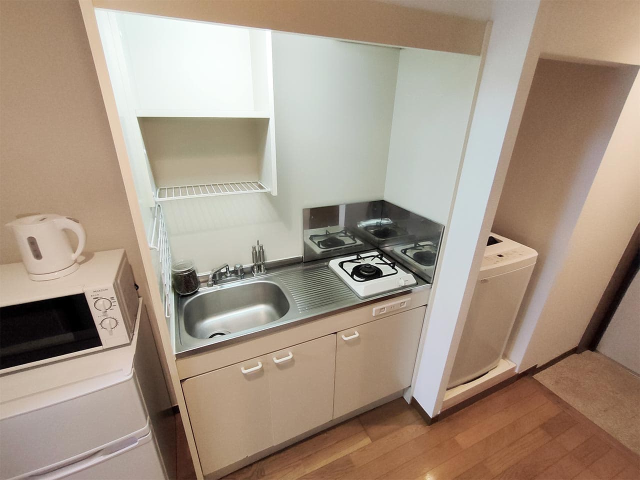 Room image 11