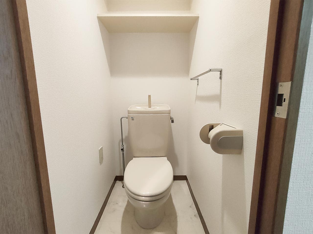 Room image 15