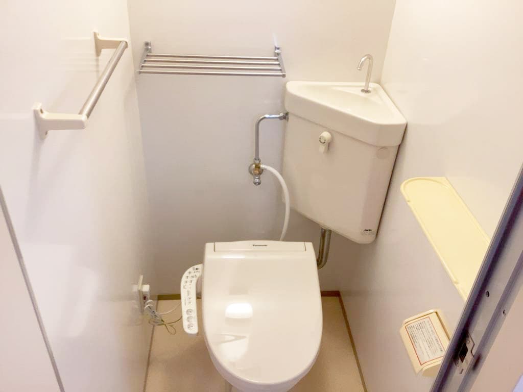 Room image 13