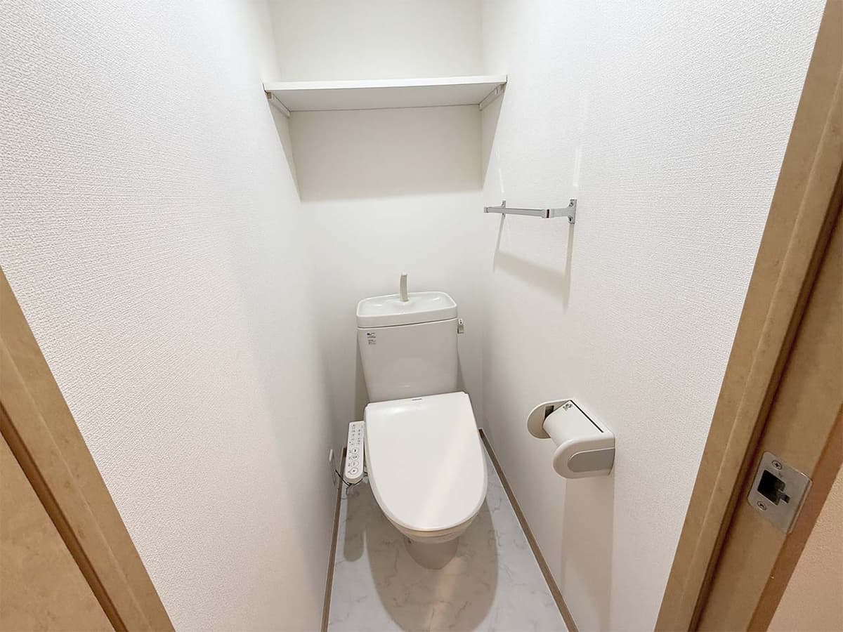 Room image 13
