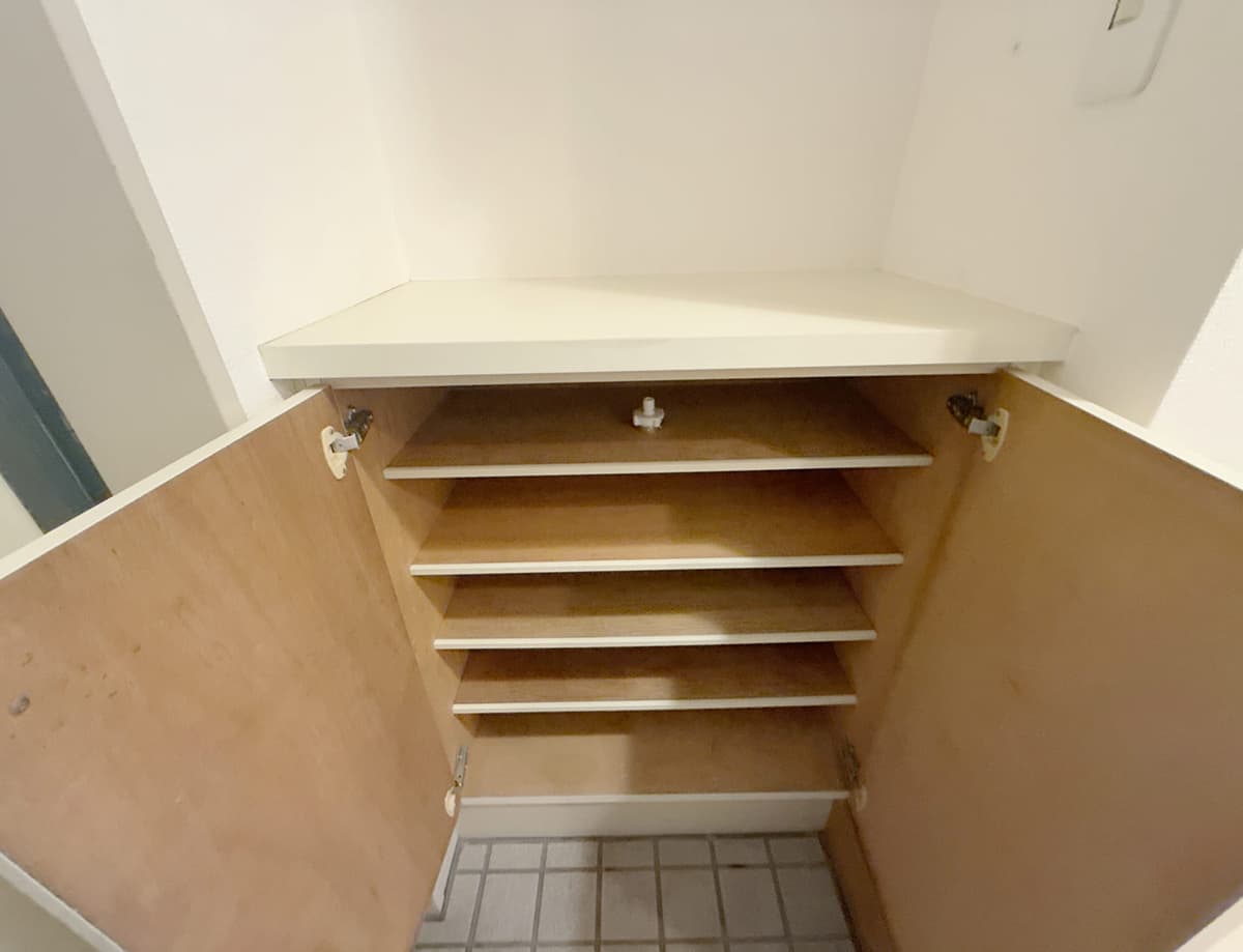 Room image 15