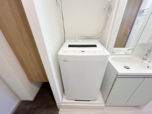 Room image 16