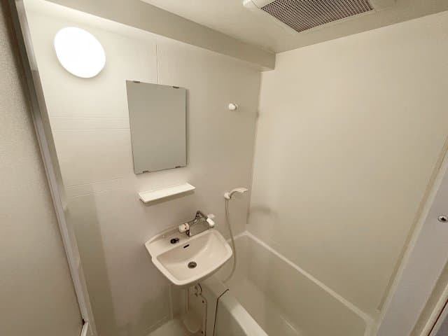 Room image 14