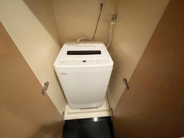 Room image 16