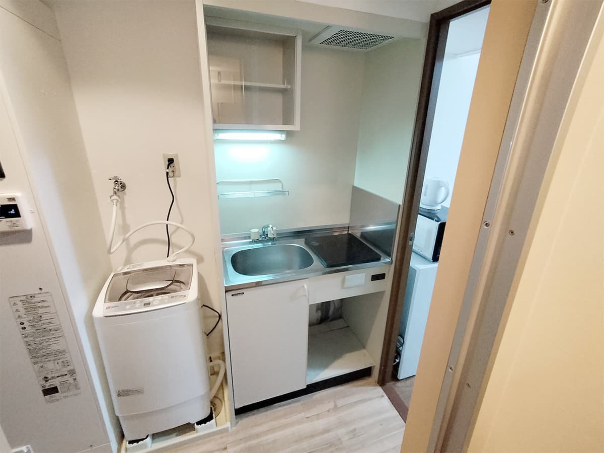 Room image 8