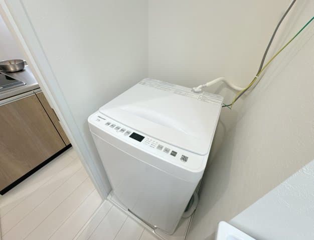 Room image 16