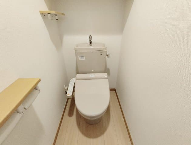 Room image 13
