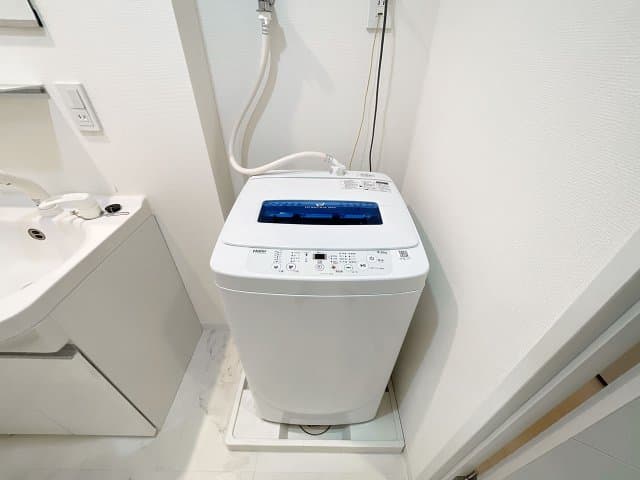 Room image 16