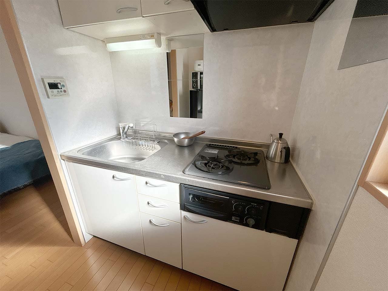 Room image 11