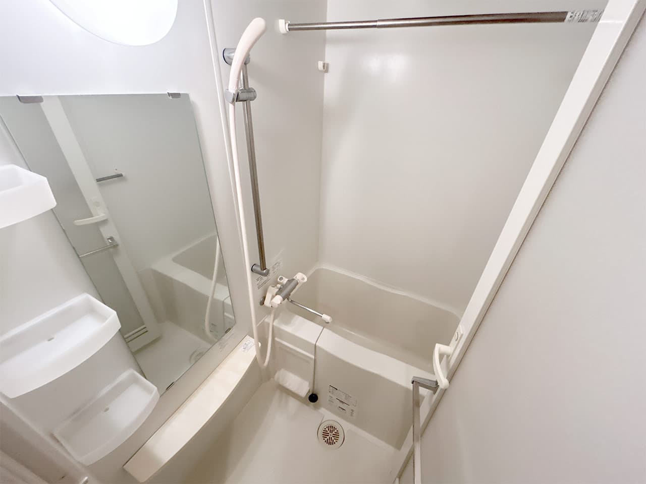 Room image 15