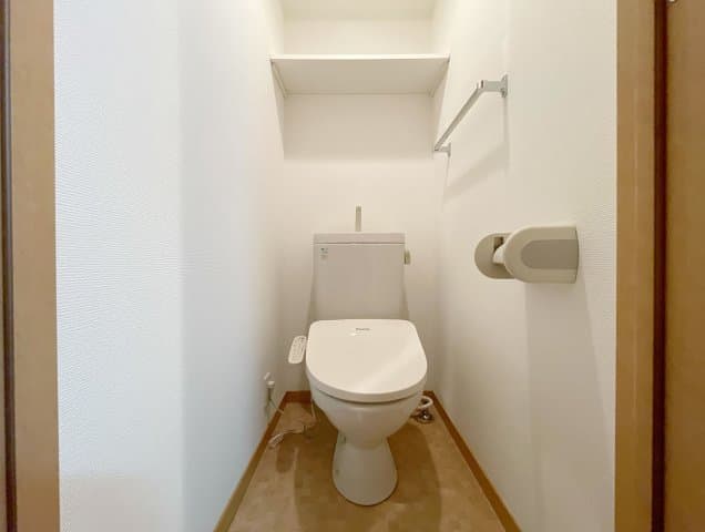 Room image 14