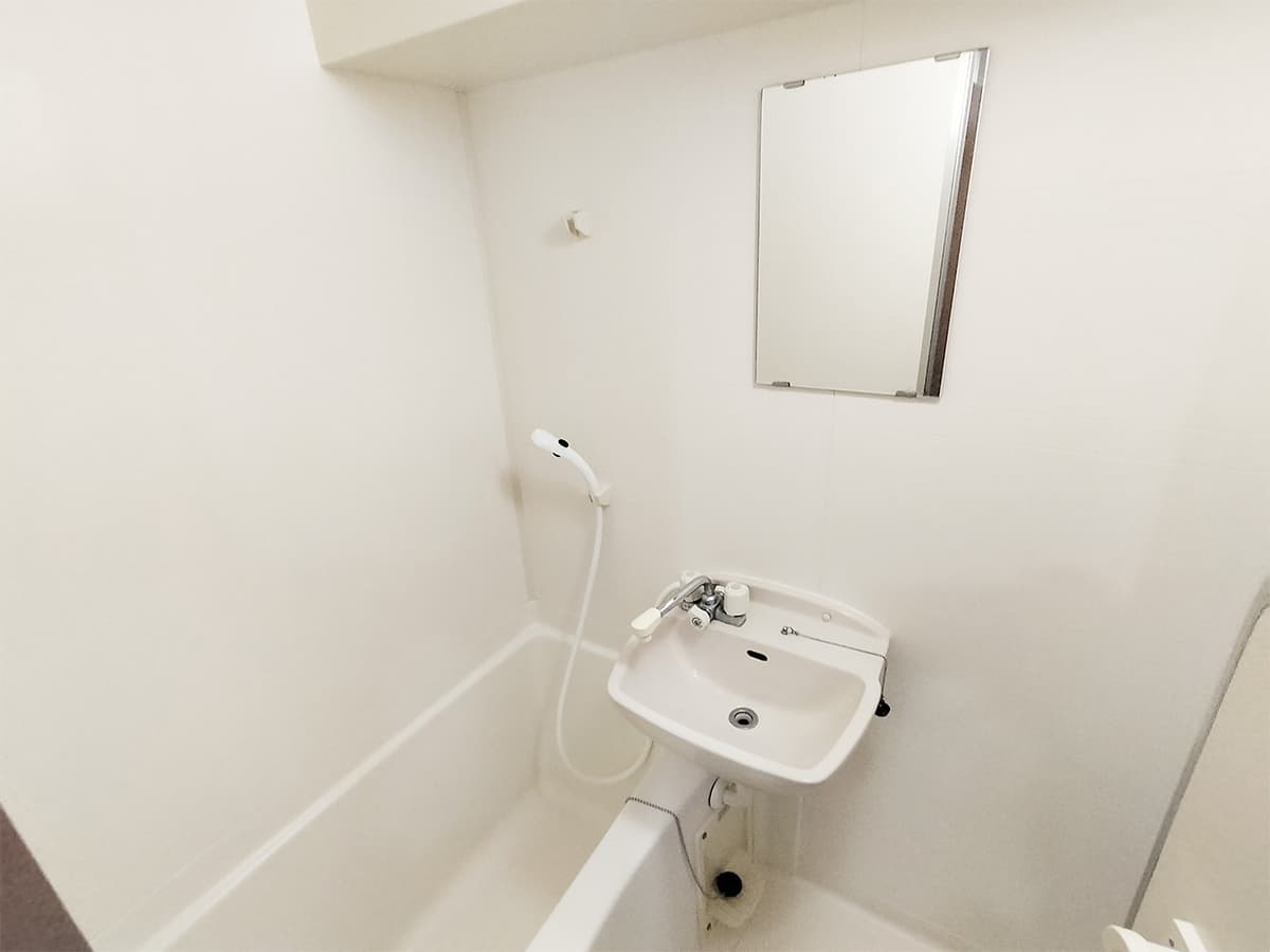 Room image 11
