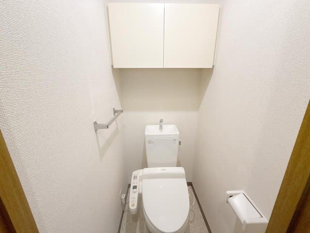Room image 14