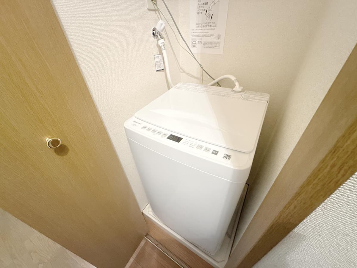 Room image 15