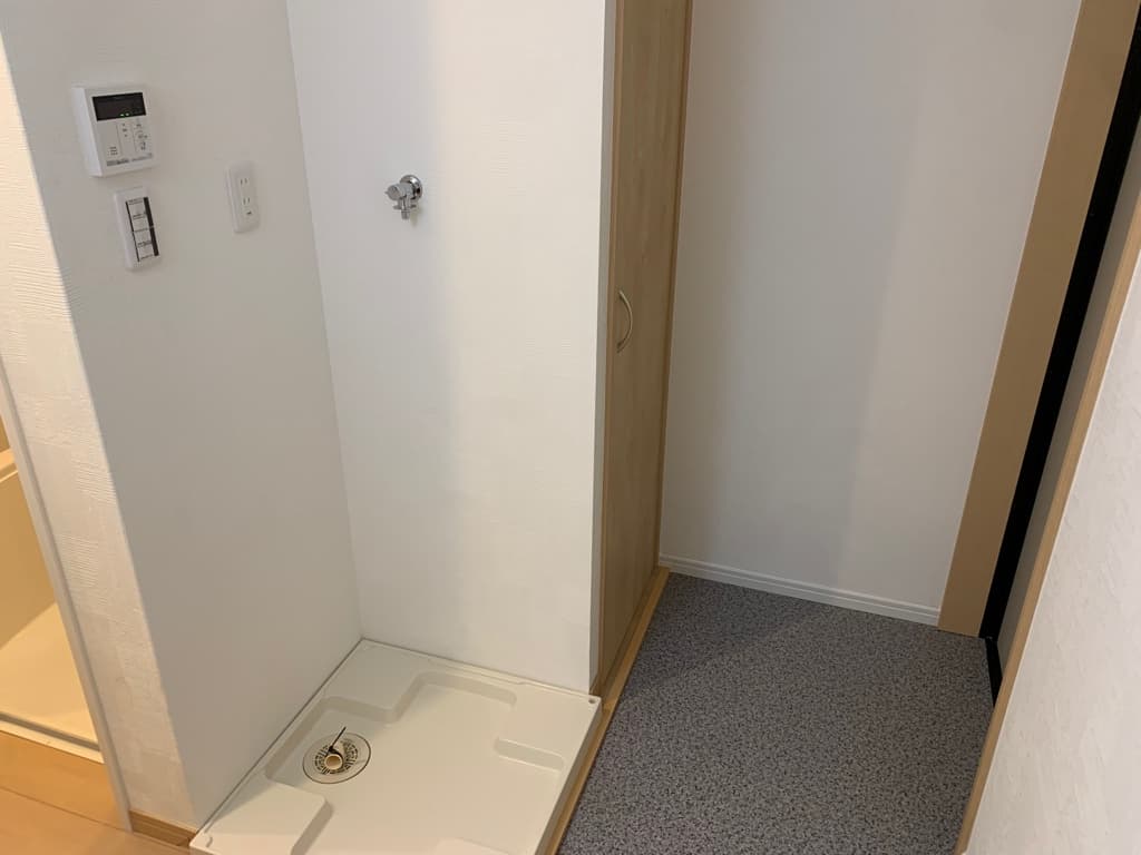 Room image 11