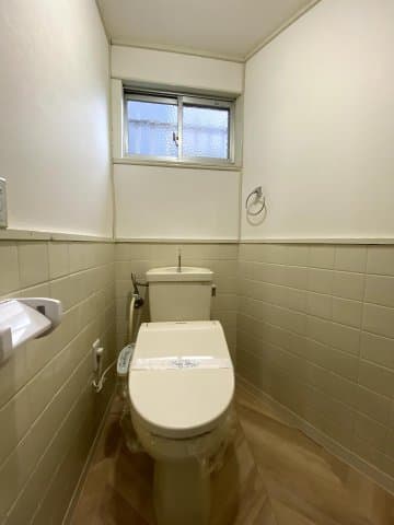 Room image 9