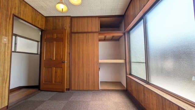 Room image 15