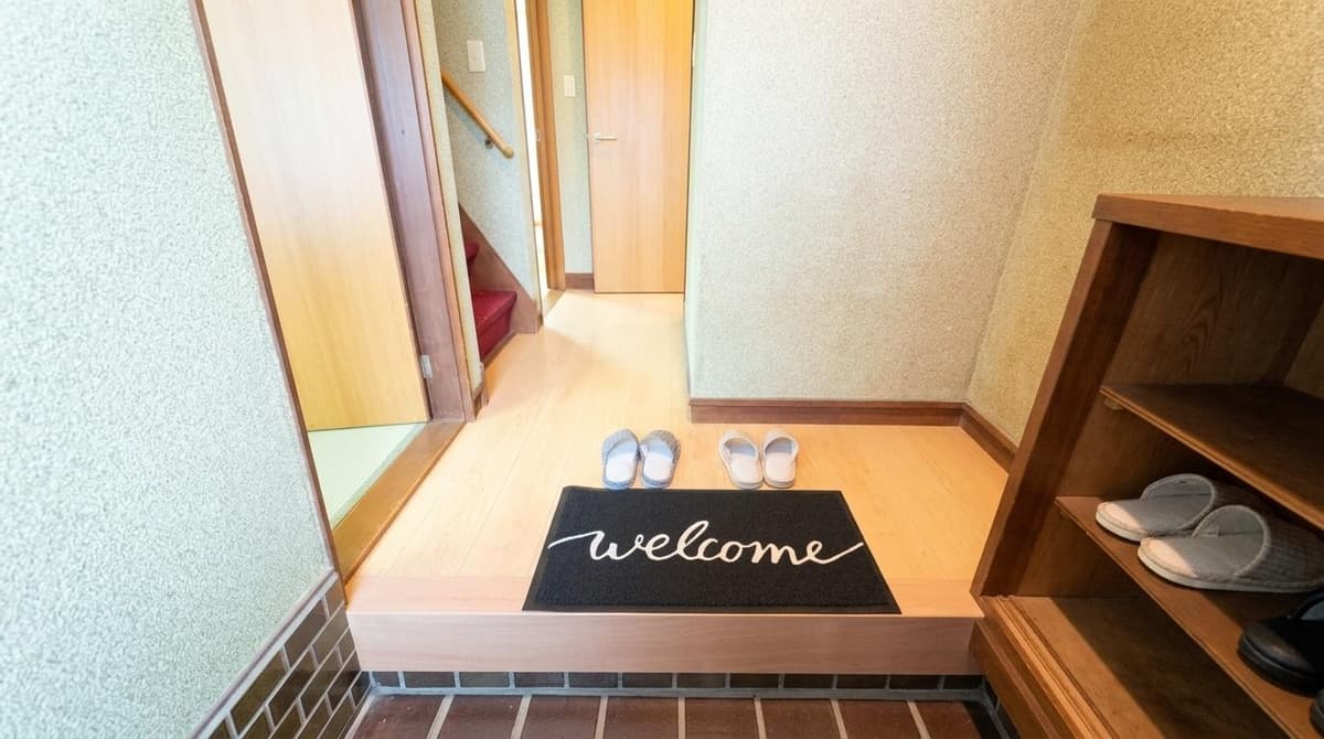 Room image 8