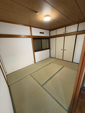 Room image 14