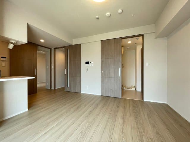 Room image 9