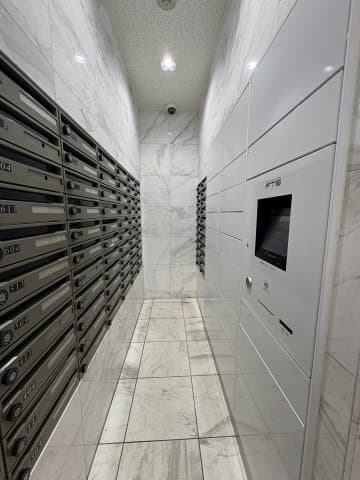 Room image 13
