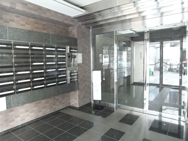 Room image 10