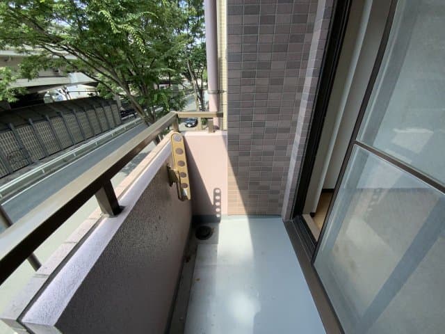 Room image 8