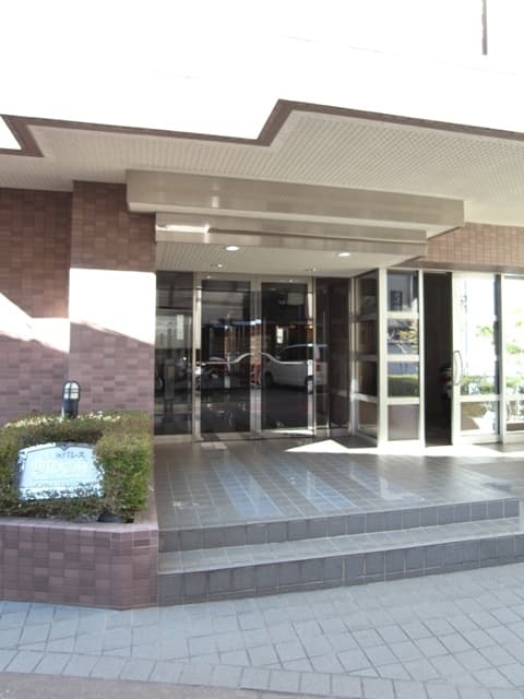 Room image 9