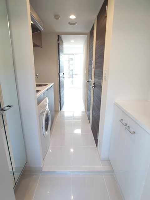 Room image 10