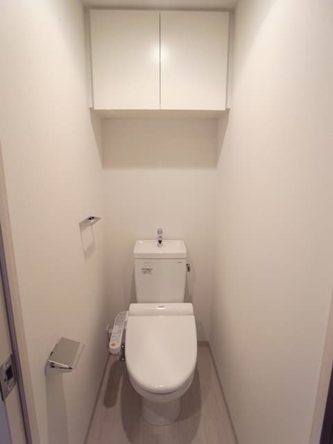 Room image 9