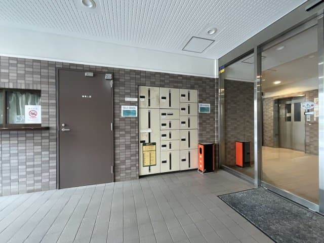 Room image 13