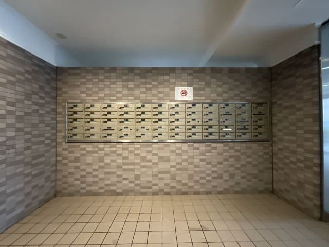 Room image 16