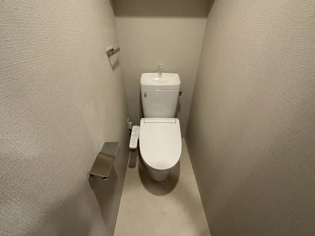 Room image 11