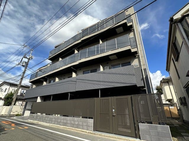 Main Image
