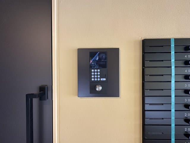 Room image 10