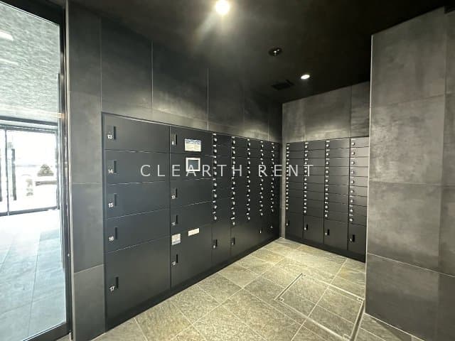 Room image 13